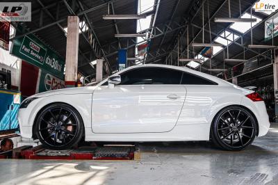 #AUDI #TT สวยดุ เข้ม
x
#ล้อแม็กแท้ #Niche Misano ขอบ 20x9 ET42 5x112 สีดำด้าน