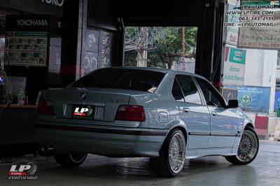 รถ - BMW 318I ล้อแม็ก - THAI FORMOSA V10 Hyper Silver สเปคหน้า -18x8 ET30 5x113-5x120
สเปคหลัง - 18x9 ET33 5x113-5x120 ยาง - ALLIANCE AL30 030Ex เบอร์ -225/40-18