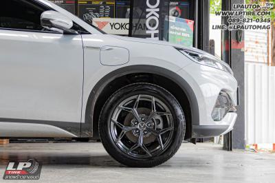 BYD ATTO 3 ล้อแม็ก -VAGE VFX01 FlowForming V-DARK สเปค - 18x8.5 ET35 5x112-5x114.3
ยางรถยนต์ - CONTINENTAL EcoContact 6 เบอร์ - 235/50R18