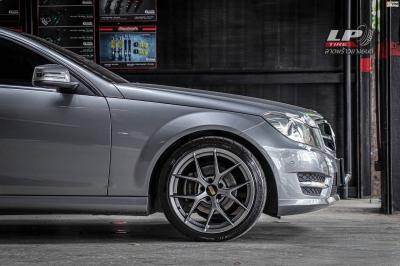 รถ - BENZ C180 ล้อแม็ก - LTC (SY) FIR-583(R) , 573(F) FlowForming คาบอนเกย์ ขอบ - 18x9.5 ET35 5x112-5x114.3 ขอบ - 18x8.5 ET35 5x112-5x114.3 ยาง - BRIDGESTONE POTENZA RE003
เบอร์ - 225/40-18