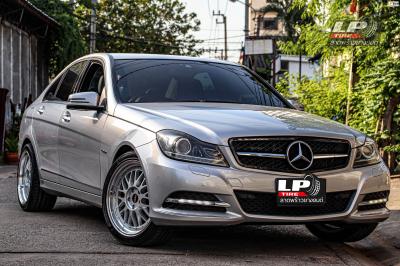 รถ -BENZ C200 W204 ล้อแม็ก - KS014 SILVER สเปค -18x8 ET35 5x113 สเปค - 18x9 ET35 5x113
รัดยาง - KUMHO SP71 เบอร์ - 225/40-18 เบอร์ - 255/35-18