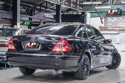 รถ - BENZ E200 ล้อแม็ก - MOMO REVENGE H486 ดำด้าน ขอบ - 18x8 ET45 5x112 ยางเดิม - DAYTON DT30 เบอร์ - 235/40-18