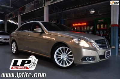 BENZ E-Class W212 E200 มาเปลี่ยนแม็ก EDITION6 18x8 ET35 5x112 HSหน้าเงา พร้อมยาง ยางรถยนต์ YOKOHAMA AE50 245/40-18 / YOKOHAMA AE50 265/35-18
สวยหรูมากๆครับ