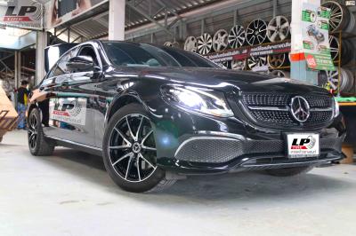 รถ - BENZ E-Class W213 E220D ล้อแม็ก - LG EDITION 7 สีดำหน้าเงา สเปค - 18x8.5 5x112 ET35 รัดยาง - KUMHO ECSTA PS31 เบอร์ - 245/45R18 (ยางเดิม)