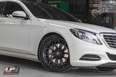 รถ - BENZ S 500E ล้อแม็ก - VAGE VF033 FlowForming BLACK สเปคหน้า - 20x9 ET35 5x112-5x114.3
สเปคหลัง - 20x10 ET38 5x112-5x114.3 ยาง - KUMHO PS71 เบอร์หน้า - 245/40-20 เบอร์หลัง - 275/35-20