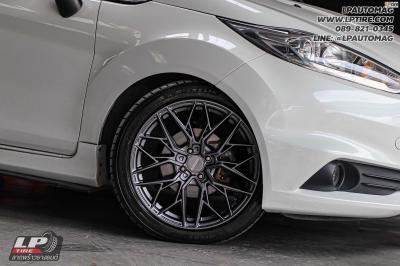 รถ - FORD FIESTA ล้อแม็ก - LENSO VENTUS Gray Anthrasite สเปค - 17x7 ET35 4x100 ยาง - Michelin PRIMACY4 เบอร์ - 205/45-17