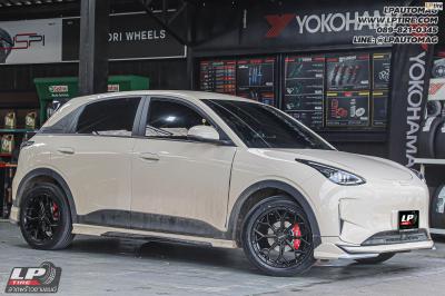 รถ - GEELY EX2 ล้อแม็ก - LENSO Jager J1B ดำเงา สเปค - 17x7 ET35 4x100 ยาง - YOKOHAMA V553
เบอร์ - 215/50-17