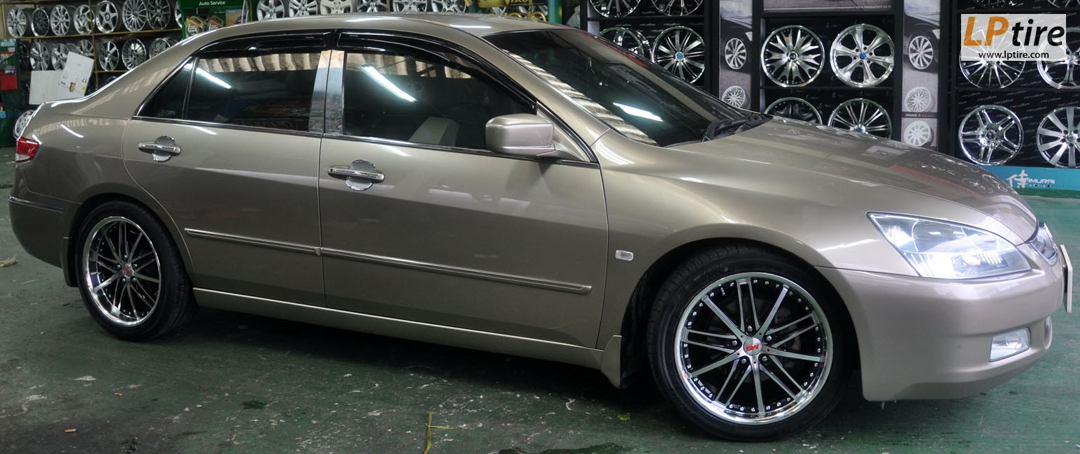 Honda Accord + ล้อแม็ก Traffics VZ 18นิ้ว สีดำหน้าเงา หน้าตื้น หลังลึก + ยาง FALKEN ZE912 225/45R18