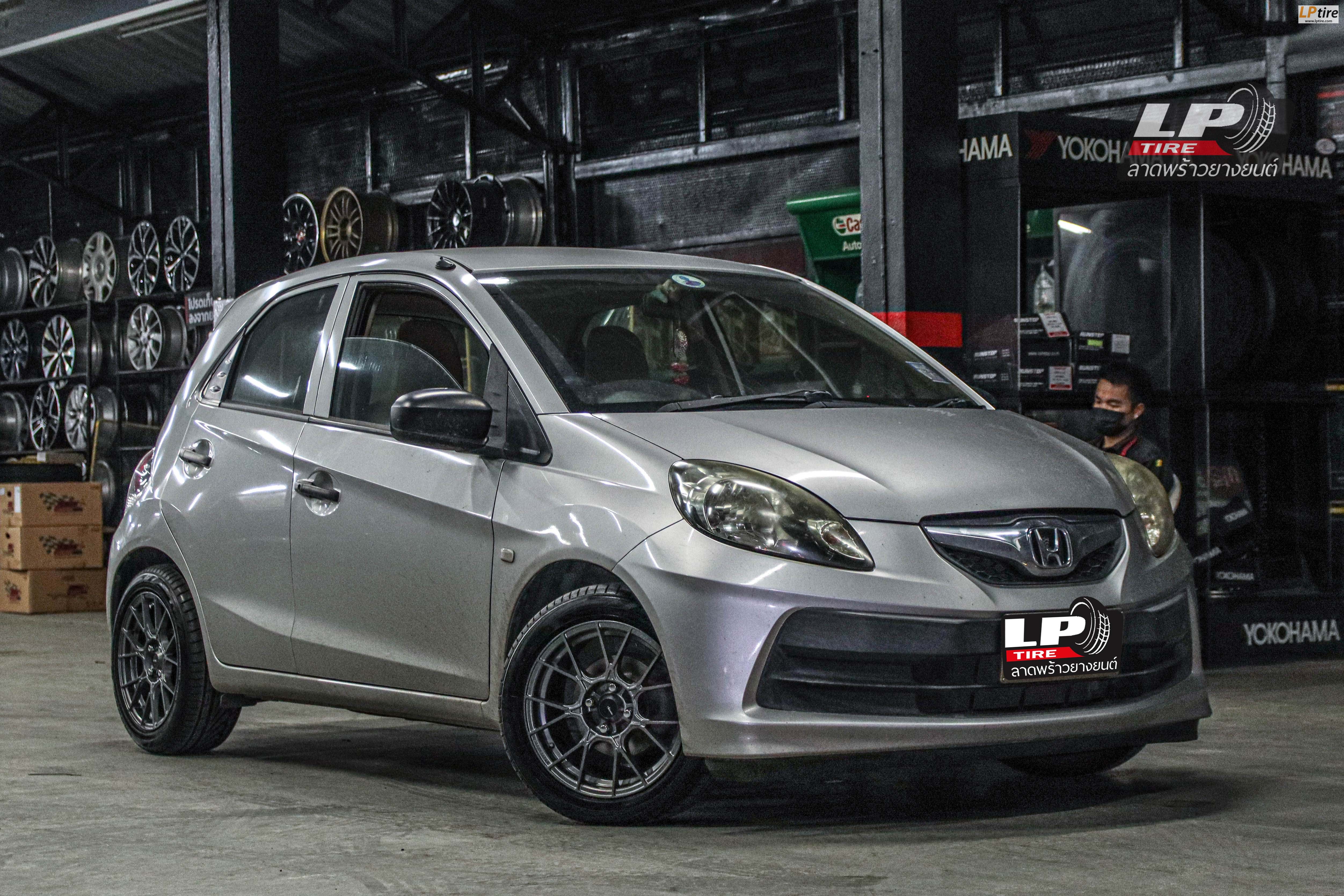 รถ - HONDA BRIO ล้อแม็ก - ADVANTI N971 PRESTO Flowforming เทากัน ขอบ - 15x7 ET35 4x100 ยาง - TOYO PXTR1 เบอร์ - 195/50-15