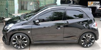 Honda Brio + ล้อแม็ก Wolf Race 17นิ้ว สีดำหน้าเงา + ยาง DUNLOP LM703 205/40-17