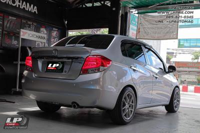 รถ - HONDA BRIO ล้อแม็ก - LENSO JAGER NOVA เงินด้าน สเปค - 15x7 ET35 4x100 ยาง - YOKOHAMA V701 เบอร์ - 195/55-15