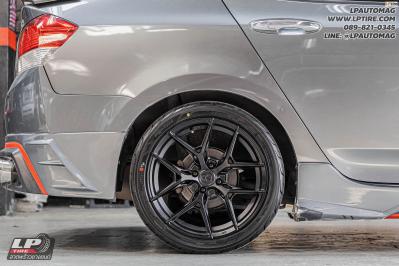 รถ - HONDA CITY ล้อแม็ก - ORI WHEELS CHAPTER-4 FlowForming BLACK FLAT สเปค - 17x7.5 ET35 4x100 รัดยาง - YOKOHAMA Alliance 040SP AL40 เบอร์ - 205/45-17 ชุดเบรค - AP Racing 5200 4pot
จานเบรค - หน้า 330mm