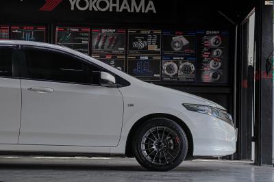 รถ - HONDA CITY ล้อแม็ก - EmotionR RSR (RS05RR) Dark Gun สเปค - 15x7 ET35 4x100 ยาง - YOKOHAMA A-DRIVE AA01 เบอร์ - 195/55-15