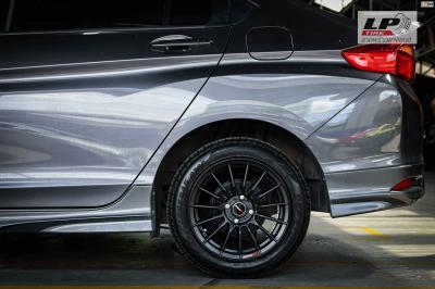 รถ - HONDA CITY ล้อแม็ก - INFERNO RS1501R ดำด้าน สเปค - 15x7 ET38 4x100 รัดยาง - DEESTONE R702 เบอร์ - 195/55-15