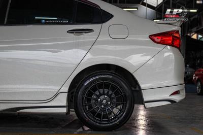 รถ - HONDA CITY GM6 Facelift ล้อแม็ก - LENSO ProjectD RACE5 ดำด้าน สเปค - 15x7.5 ET35 4x100 รัดยาง - YOKOHAMA ES32 เบอร์ - 195/55-15