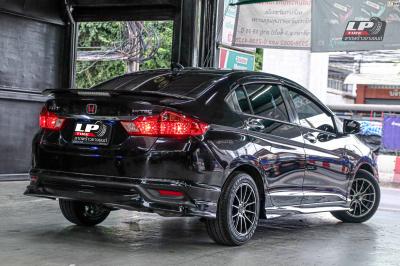 รถ - HONDA CITY ล้อแม็ก - ENKEI SC48(MQ38) ดำด้านกลึงหน้าแล็กเกอร์ด้าน ขอบ - 15x7 ET38 4x100
ยาง- YOKOHAMA A-DRIVE AA01 เบอร์ -195/55-15