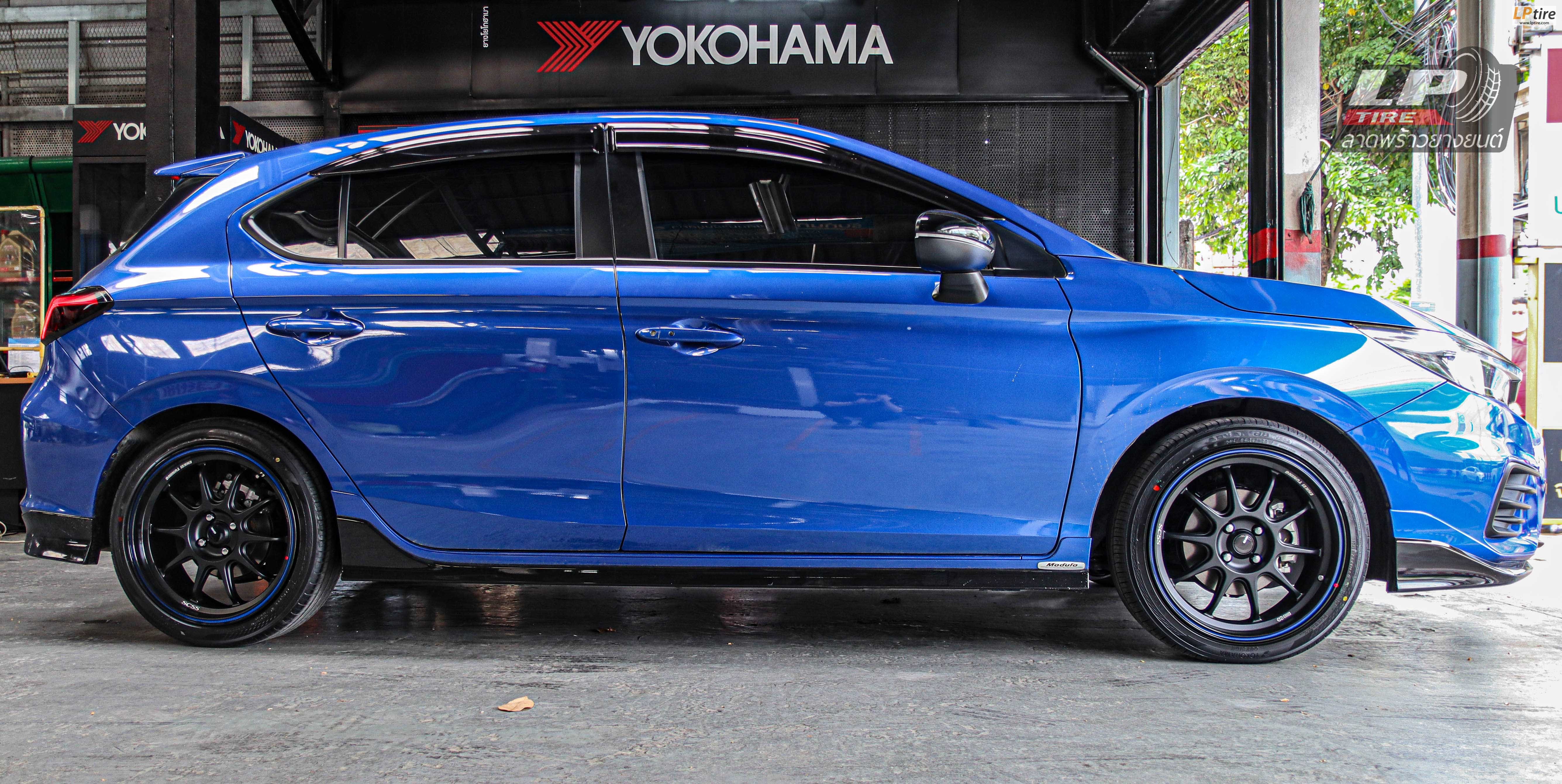 รถ - HONDA CITY ล้อแม็ก - ENKEI SC55 ดำด้านขอบน้ำเงิน ขอบ - 17x8 ET35 4x100 ยาง - YOKOHAMA V552 เบอร์ - 205/45-17