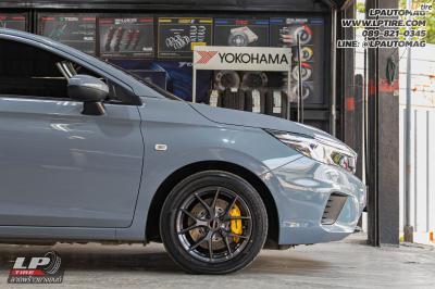 รถ - HONDA CITY ล้อแม็ก - LENSO JAGER DYNA ดำด้าน สเปค - 15x6.5 ET38 4x100 ยาง - YOKOHAMA V701 เบอร์ - 195/55-15 ชุดจานพร้อมปั้มเบรค AP Racing 285mm 4pots