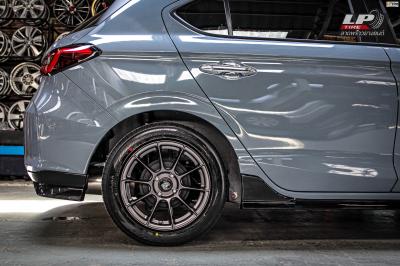 รถ - HONDA CITY (ป้ายแดง) ล้อแม็ก - LENSO ProjectD CLIMAX (90C) สีเทาด้าน สเปค - 15x7.0 4x100 ET33 รัดยาง - YOKOHAMA Advan dB Decibel V552 เบอร์ - 195/55-15