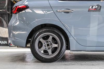 รถ - HONDA CITY ป้ายแดง ล้อแม็ก - EmotionR 5ZG SPOON เทาด้าน ขอบ - 15x7 ET35 4x100
ยาง - MAXXIS MP-3 เบอร์ - 195/50-15 