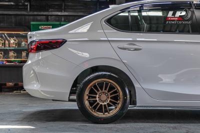 รถ - HONDA CITY ล้อแม็ก -SEVENFIFTH RE30 น้ำตาลไหม้ ขอบ -15x7 ET35 4x100 ยาง- LENSO D-1CS
เบอร์ -195/55-15