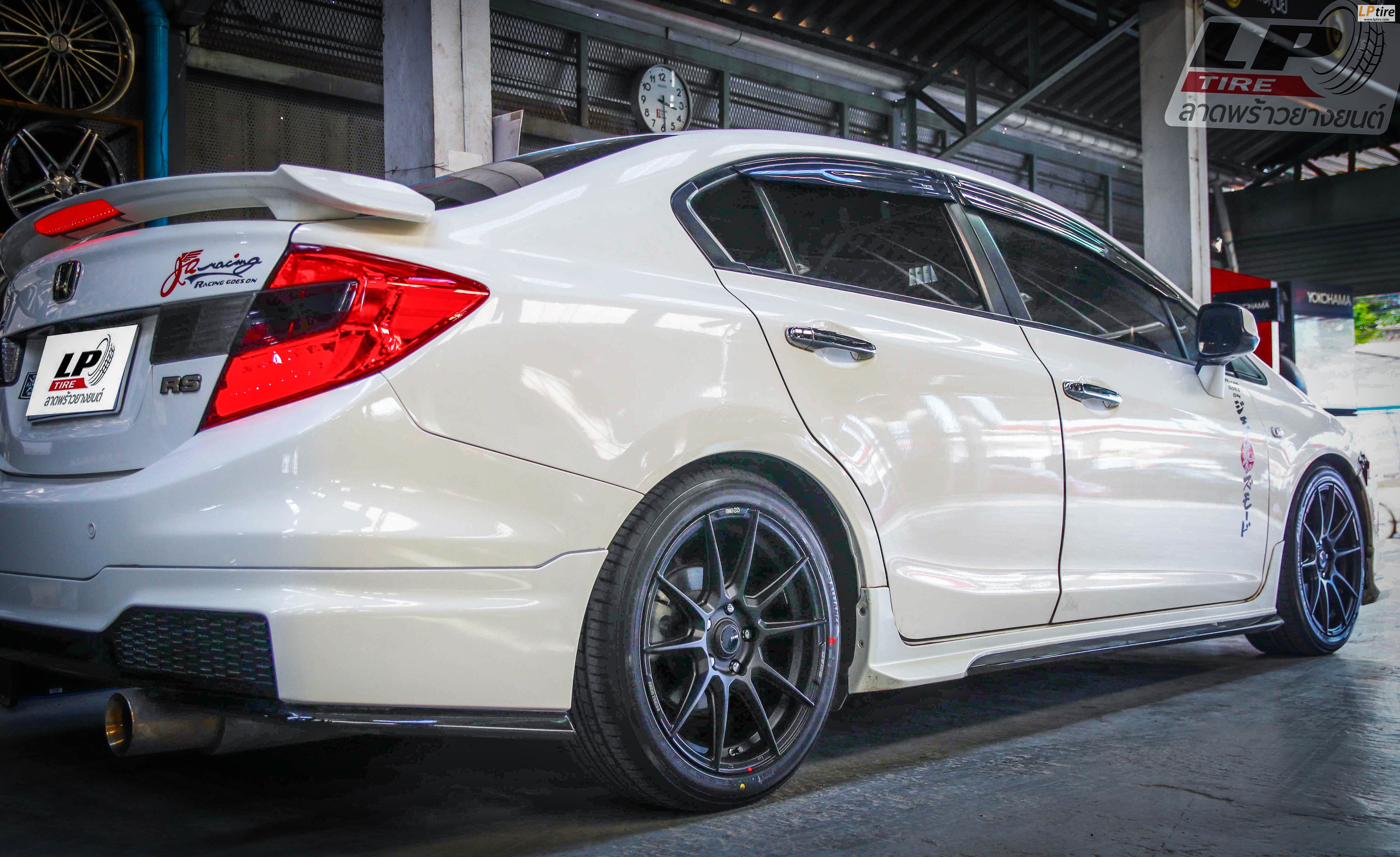 HONDA CIVIC จัดแม็ก ENKEI SC46 17x7.5 ET35 5x114.3 สีดำด้าน พร้อมยางยนต์ ALLIANCE 030Ex MADE IN JAPAN 215/45-17 สวยงามดุโหดมาก