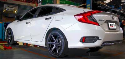 HONDA CIVIC FC จัดล้อแม็ก #LENSO Jager Craft 17x7.5 ET35 5x114.3 #ดำเงามิลลิ่งก้านเงิน พร้อมยางยนต์ YOKOHAMA V552 215/50-17 สวยงามลงตัวครับ