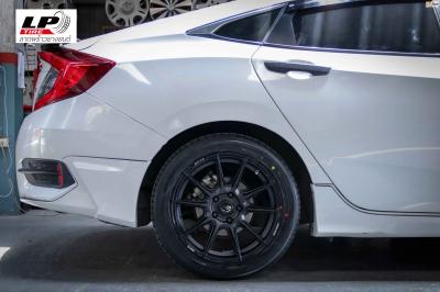 รถ - HONDA CIVIC ล้อแม็ก - ENKEI SC46 สีดำด้าน สเปค - 17x7.5 5x114.3 ET35 รัดยาง - YOKOHAMA BluEarth-GT AE51 เบอร์ - 215/50-17