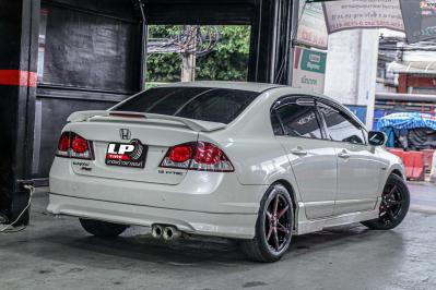 รถ - HONDA CIVIC ล้อแม็ก - SSW S379 ดำขลิปแดง ขอบ - 16x7 ET35 5x114.3 ยางเดิม - GOODYEAR
เบอร์ - 205/55-16