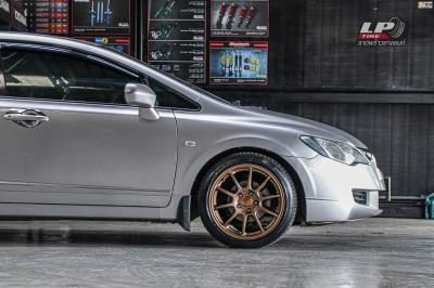 
รถ - HONDA CIVIC ล้อแม็ก - NK Performance NK40 (ZE40) Flowforming ขอบ - 17x8.5 5x114.3 35
ยาง - LENSO D-1CS เบอร์ -215/45-17
