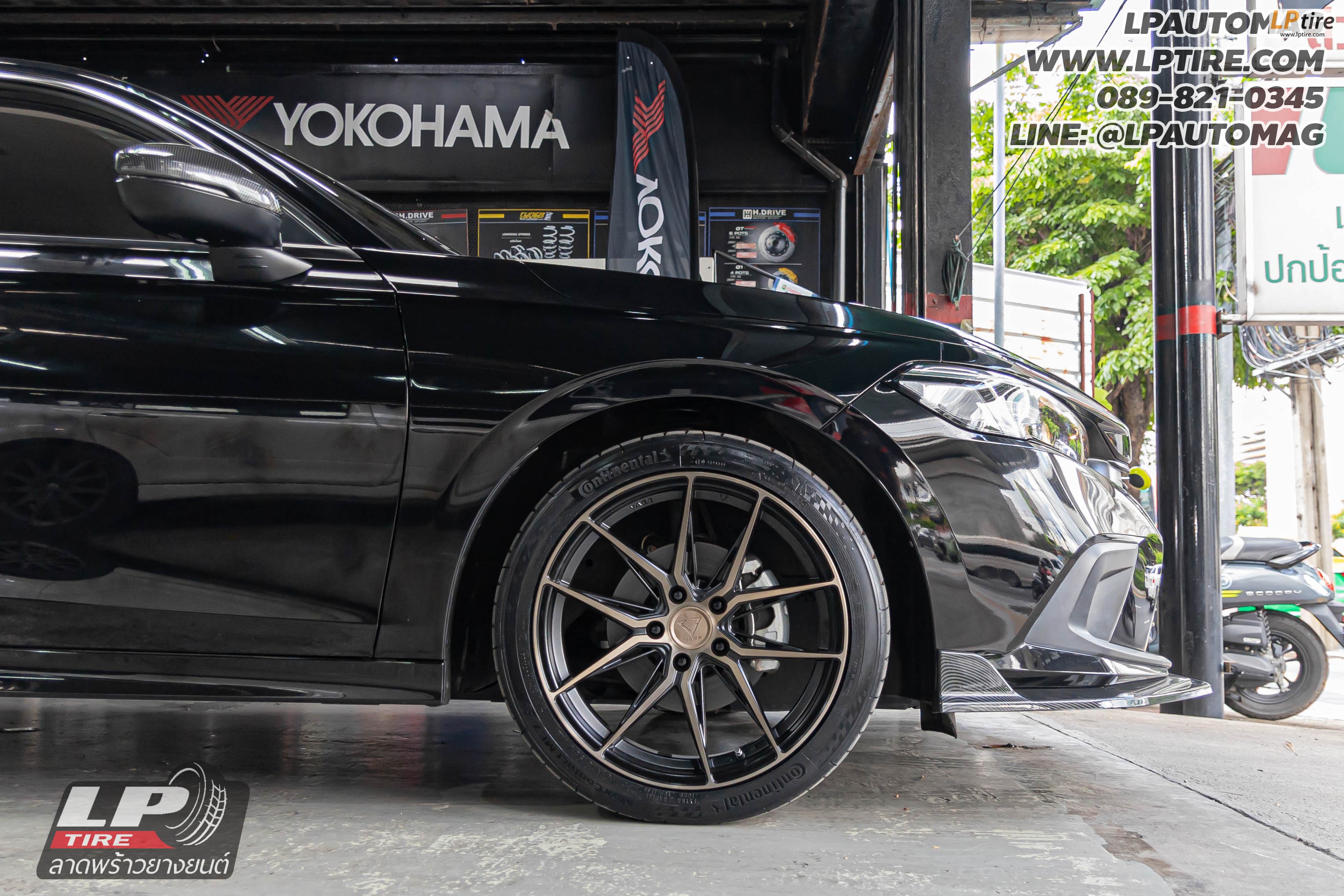 รถ - HONDA CIVIC ล้อแม็ก - VAGE VF02 FlowForming ดำกลึงหน้าชา สเปค - 18x8.5 ET35 5x112-5x114.3
ยาง - CONTINENTAL MaxContact MC7 เบอร์ - 235/40R18