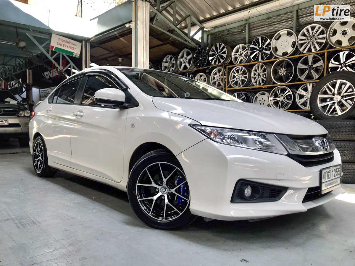 Honda City + แม็กลาย HRE ZX062 17นิ้ว สีดำหน้าเงา + ยาง ALLIANCE 030Ex MADE IN JAPAN 195/55-15