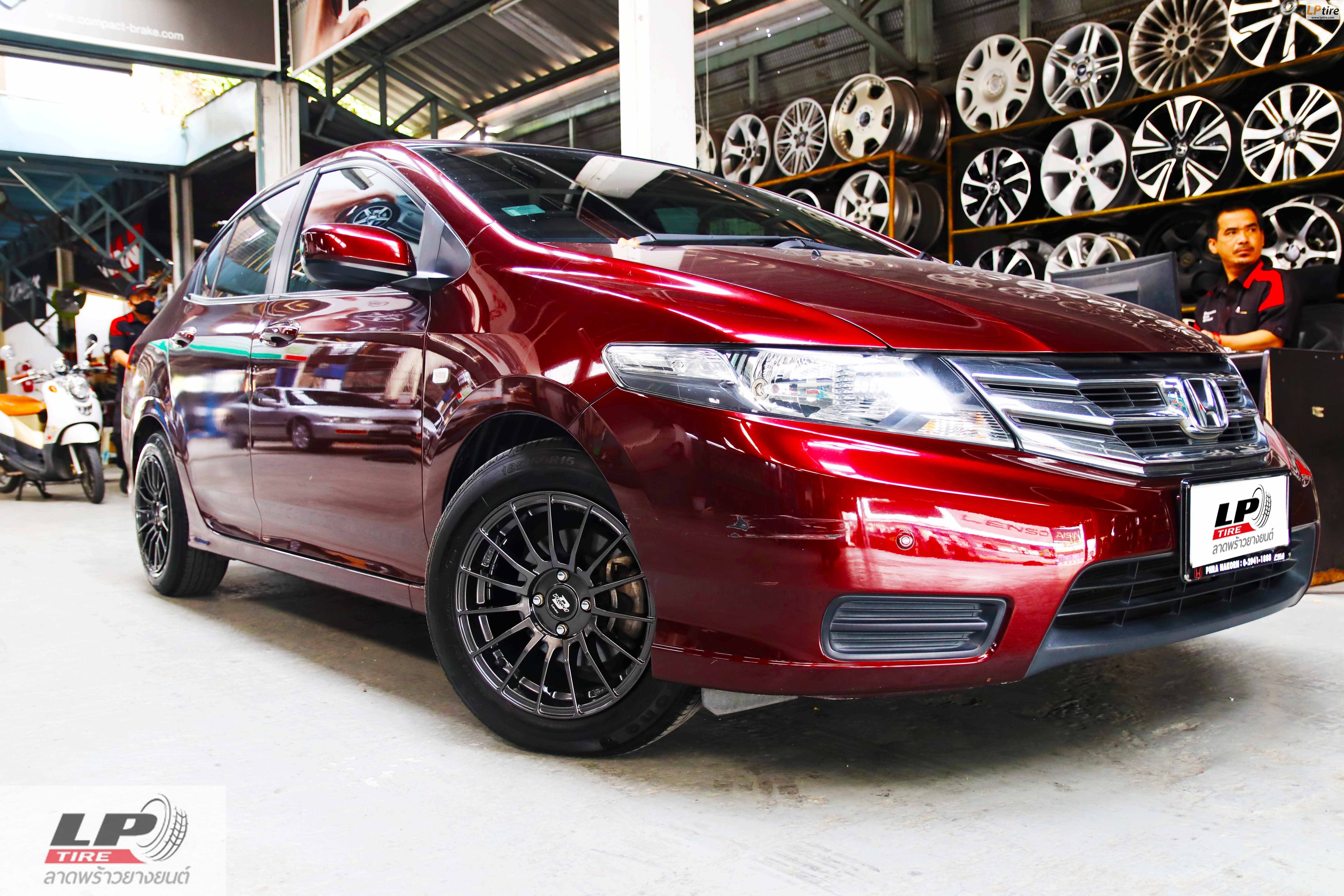 #HONDA#CITY จัดล้อแม็ก #LENSO ProjectD #RACE5 15x7.5 ET35 4x100 #สีHyper Dark ใส่ยางเดิมยังสวยงามลงตัว 