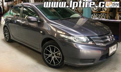 Honda City + แม็ก IFG20 2223 15นิ้ว สีดำหน้าเงา + ยาง DUNLOP LM704 195/55-15