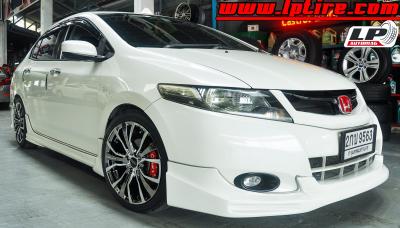 Honda City + แม็ก SSW S185 17นิ้ว สีBlack โครเมี่ยมหน้าเงา