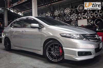 HONDA CITY + ล้อแม็ก LENSO JAGER DYNA ขอบ 17นิ้ว สีHD + ยางรถยนต์ YOKOHAMA ES32 205/45-17