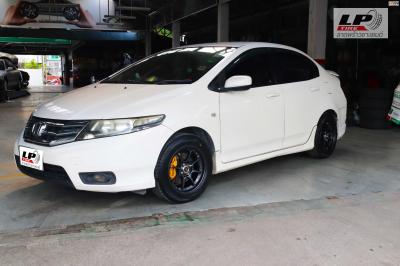 #HONDA#CITY จัดแม็กโปรโมชั่น แม็ก #MGW#CE28 (MF-8022.1) 15x7 ET35 4x100 Hyper silver คู่ยาง DUNLOP LM704 195/55-15 สวยงามลงตัวแบบหล่อของรถ 