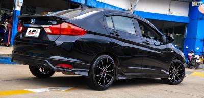 HONDA CITY จัดล้อใหม่ล่าสุด LENSO JAGER JAVA 17 นิ้ว ยาง 205/45R17 DRRSTONE R702 ไทย
สวยลงตัวสุดๆครับ