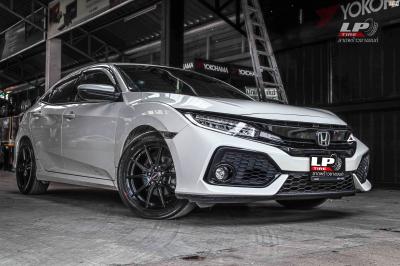 รถ - HONDA CIVIC X FC ล้อแม็ก - LENSO JAGER JAVA ดำด้านหน้าด้าน สเปค - 17x7.5 ET38 5x114.3 รัดยาง - YOKOHAMA ADVAN BD V552 เบอร์ - 215/50-17 (ยางเดิม)