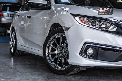 รถ - HONDA CIVIC ล้อแม็ก - ENKEI SC22 (M8522) HDK สเปค - 17x7 ET35 5x100-5x114.3
รัดยาง - MICHELIN Pilot Sport 4 เบอร์- 215/45-17