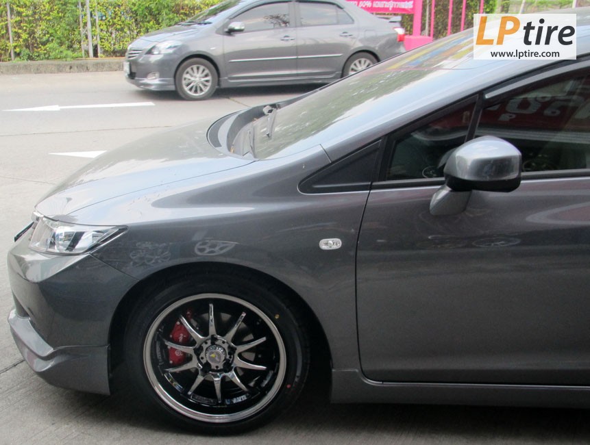 Honda Civic + ล้อแม็ก MIC GTR-06 (396) 17นิ้ว สีBlack Chrome + ยาง DUNLOP LM 703 215/45-17