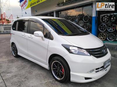 Honda Freed + แม็ก ADVANTI MI539 ขอบ16 ดำเงาขลิปเงิน + ยาง YOKOHAMA AE50 195/55-16