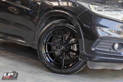 รถ - HONDA HR-V&nbsp;ล้อแม็ก - VAGE VF08 FlowForming ดำเงา สเปค - 18x8.5 ET35 5x112-5x114.3&nbsp;รัดยาง - LENSO D-1CS เบอร์ - 235/50-18
