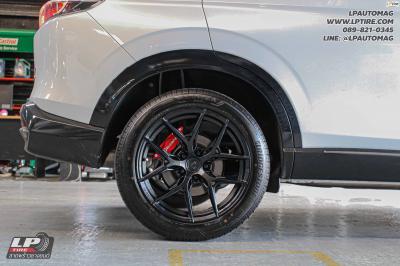 รถ - HONDA HRV ล้อแม็ก - VAGE VF04 Alumite Black สเปค -18x8.5 ET35 5x112-5x114.3 รัดยาง - Bridgestone เบอร์- 225/50 R18