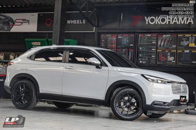 รถ - HONDA HR-V ล้อแม็ก - VAGE VF04 FlowForming BLACK FLAT สเปค - 18x8.5 ET35 5x112-5x114.3
ยาง - YOKOHAMA V553 เบอร์ -235/50-18