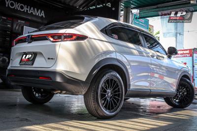 รถ - HONDA HRV ล้อแม็ก - LENSO ProjectD RACE5 ดำด้าน สเปค - 17x7.5 ET35 5x114.3 รัดยาง -Bridgestone Alenza เบอร์- 215/60-17