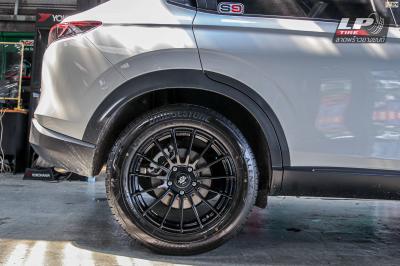 รถ - HONDA HRV ล้อแม็ก - LENSO ProjectD RACE5 ดำด้าน สเปค - 17x7.5 ET35 5x114.3 รัดยาง -Bridgestone Alenza เบอร์- 215/60-17