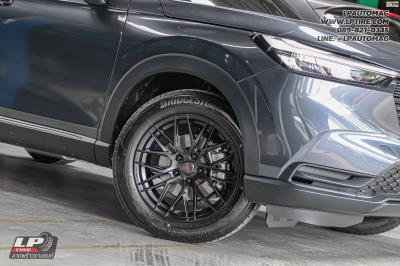 รถ - HONDA HRV ล้อแม็ก - SSW S348 ดำด้าน สเปค - 17x8 ET38 5x114.3 ยาง - Bridgestone
เบอร์ -215/60R17