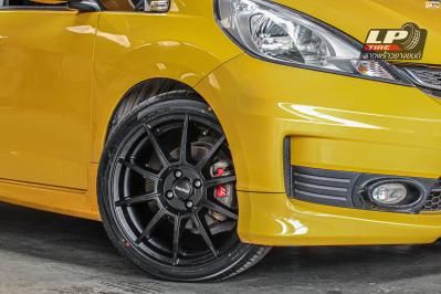 รถ -HONDA JAZZ ล้อแม็ก - MOMO H709 RUSH ดำด้าน ขอบ - 17x7.5 ET40 4x100 ยาง - YOKOHAMA ES32 เบอร์ - 205/45-17