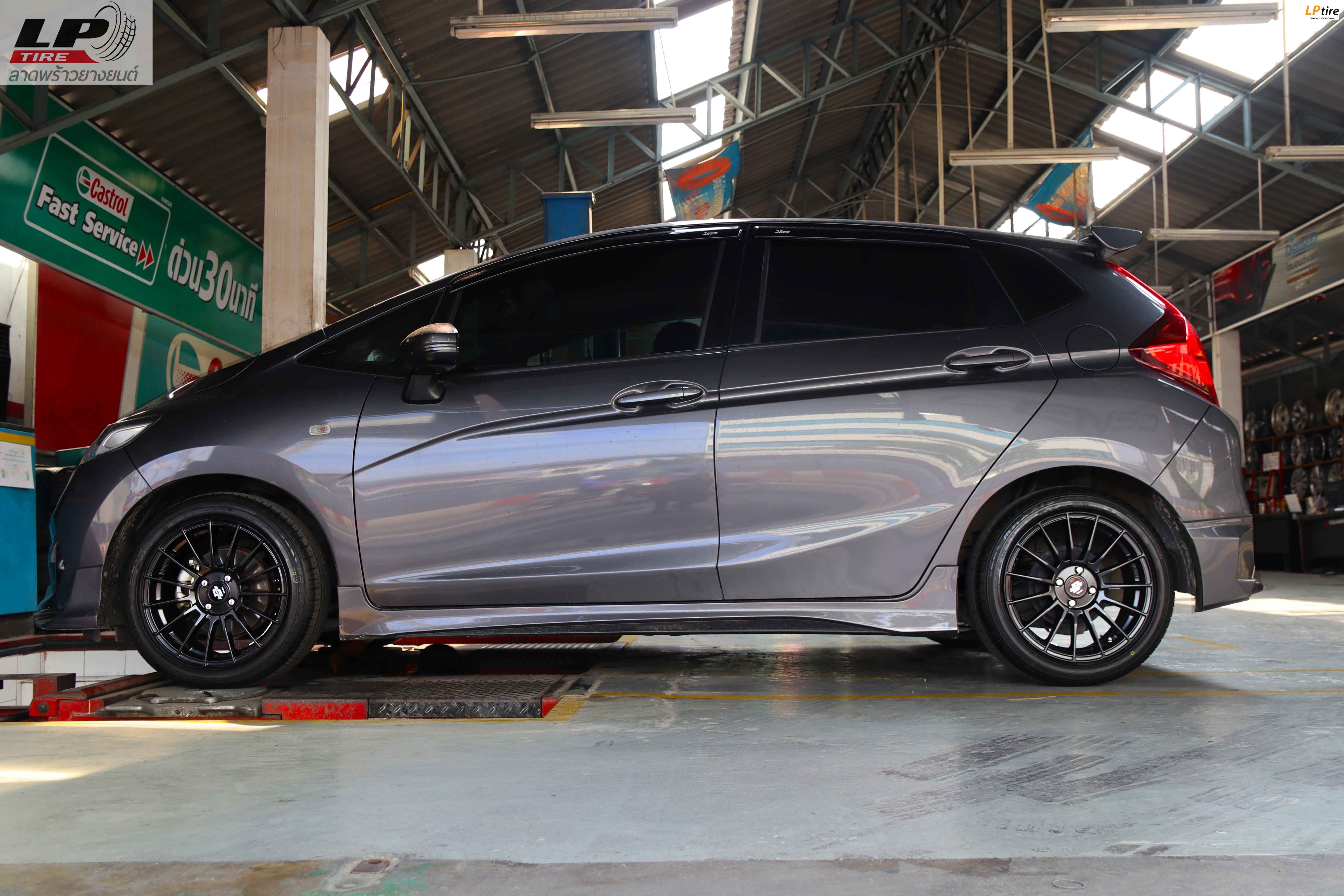 #HONDA#JAZZ จัดแม็ก #LENSO#RACE5 16x7 ET40 4x100 #ดำด้าน พร้อมยางยนต์ MAXXIS HP5 195/50-16 ปี20 สวยงามลงตัว